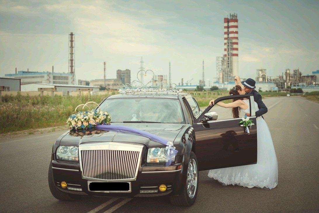 Молодожёны и ViP-Лимузин&nbsp;Лимузин VIP-Класса в Ставрополе и Невинномысске. : 