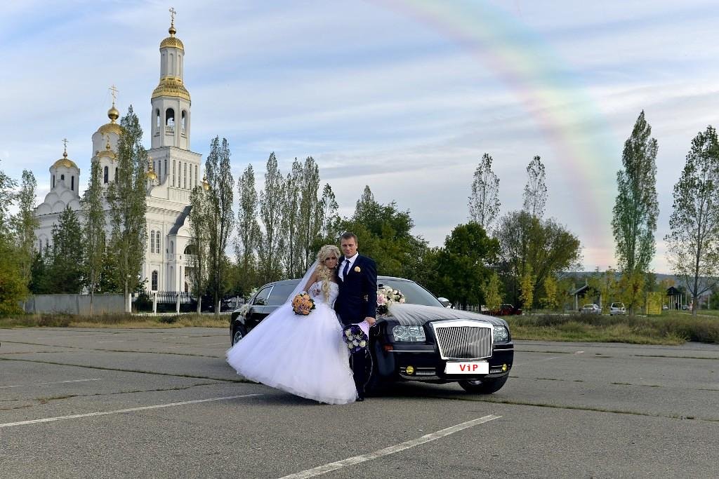 Молодожёны и ViP-Лимузин&nbsp;Лимузин VIP-Класса в Ставрополе и Невинномысске. : 