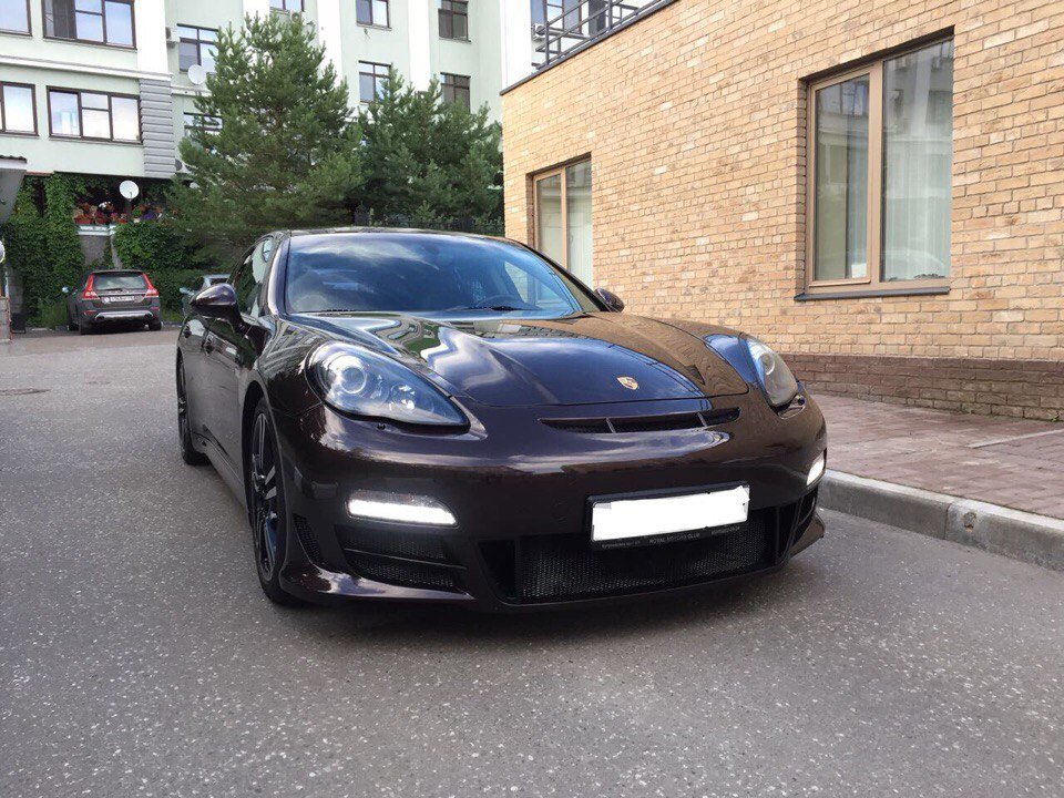 Porcshe panamera&nbsp;A&C company : 